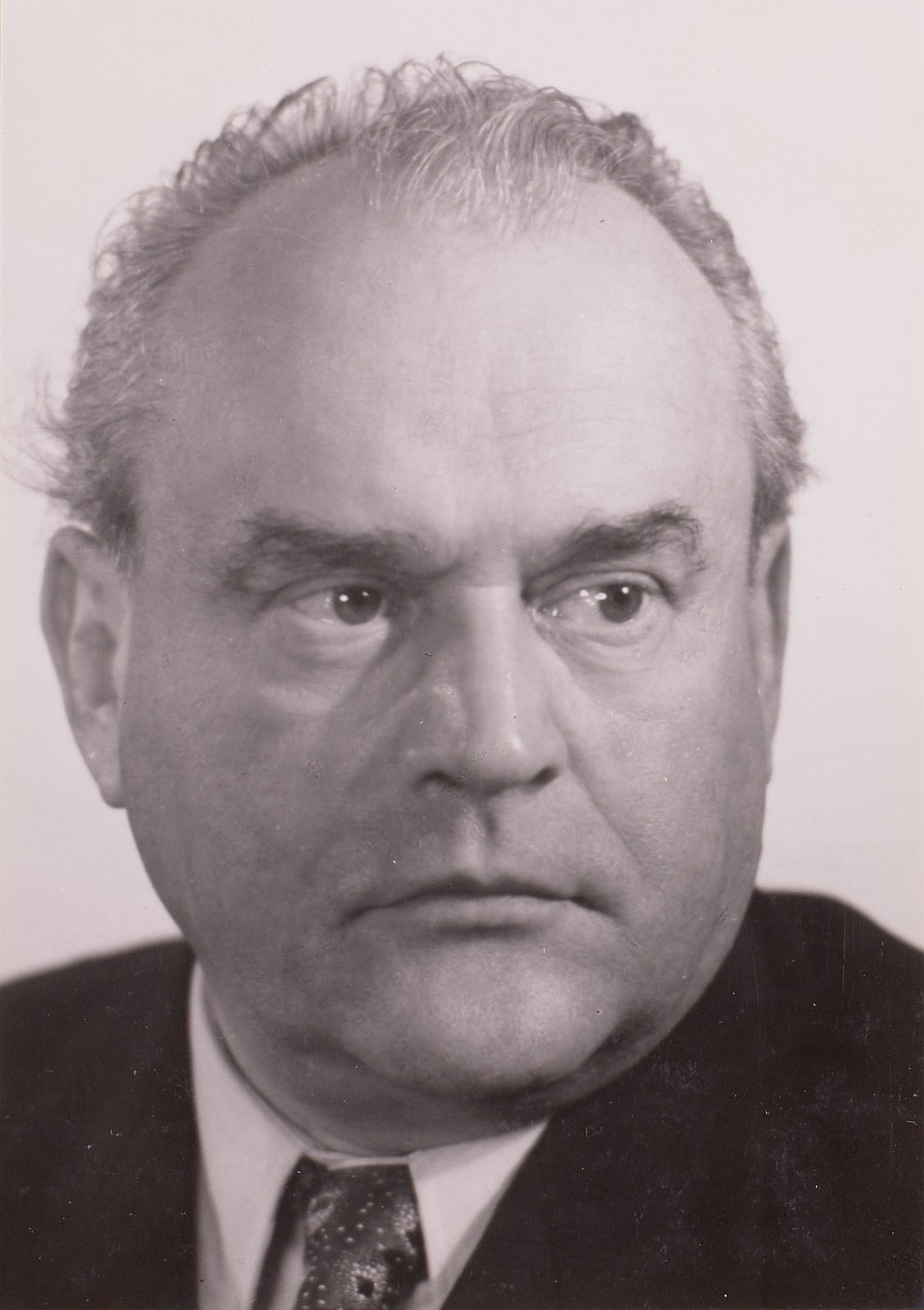 Der DDR-Volksbildungsminister Fritz Lange im Jahr der Storkower Schweigeminuten